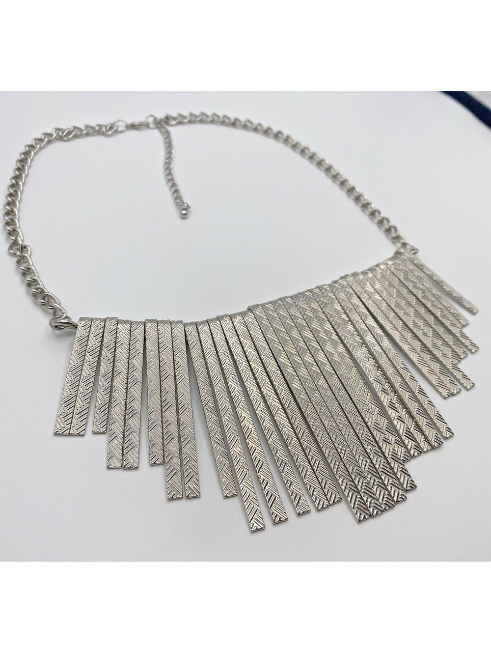 Silver-Tone Statement Bib Necklace Y2K Modernist Bar Fringed Size 17"